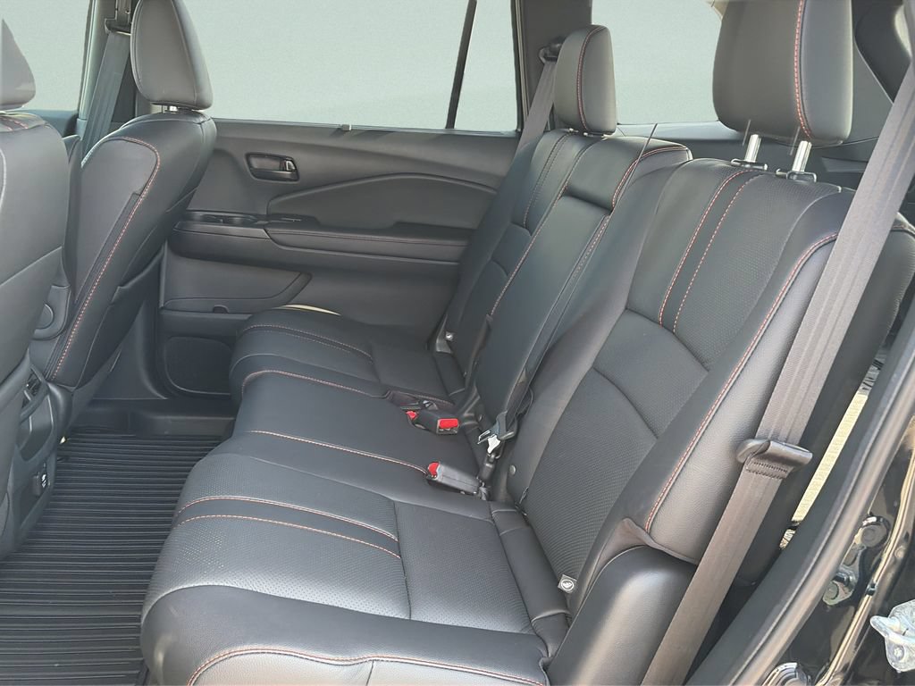 Used 2023 Honda Passport TrailSport image 10