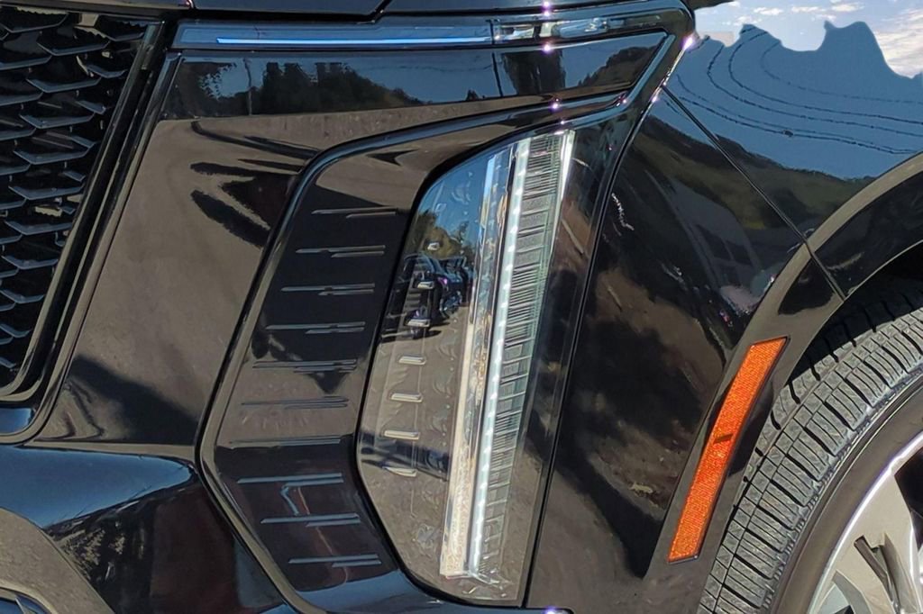 Used 2026 Cadillac Escalade ESV Sport w/ Touring Package image 22