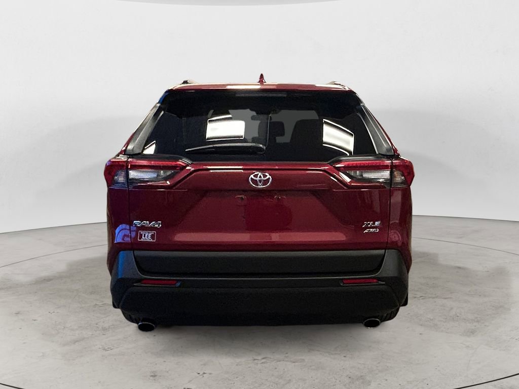 Used 2020 Toyota RAV4 XLE w/ All Weather Liner Package AWD/4WD image 4