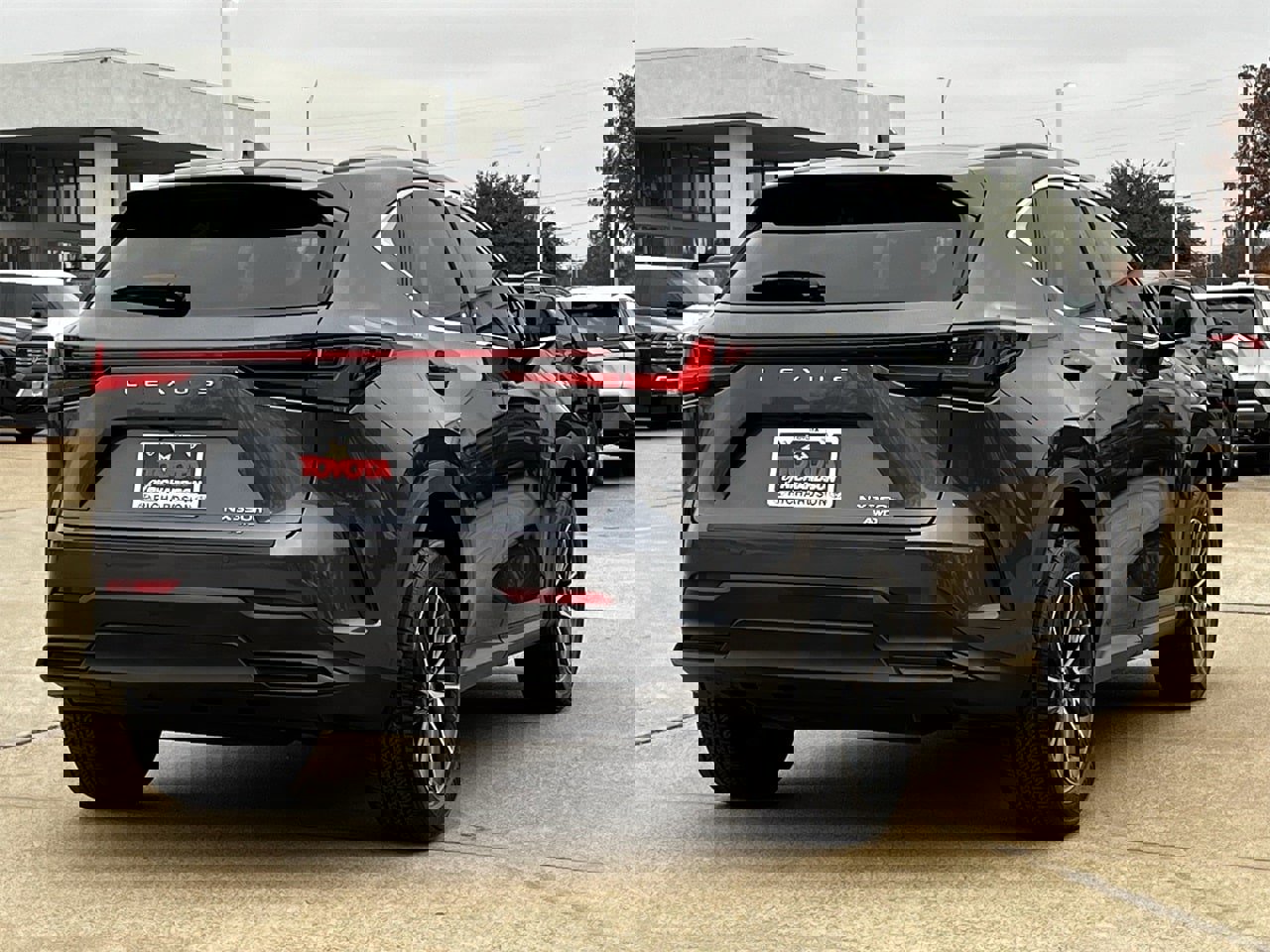 Used 2024 Lexus NX 300h AWD w/ Luxury Package image 4