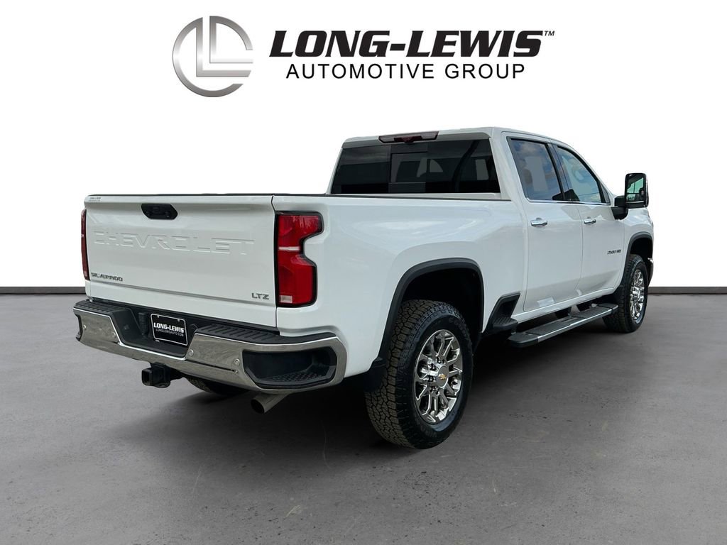 Used 2025 Chevrolet Silverado 2500 LTZ w/ LTZ Premium Package image 7