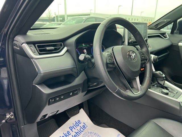 Used 2020 Toyota RAV4 XSE image 9