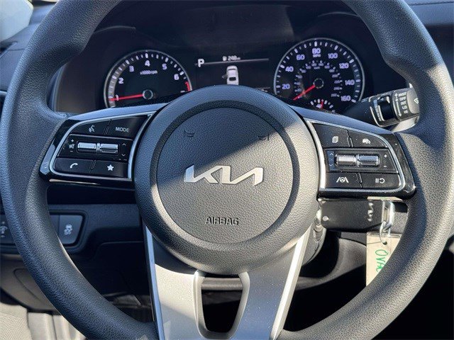 Certified 2023 Kia Forte LXS w/ LXS Technology Package image 20