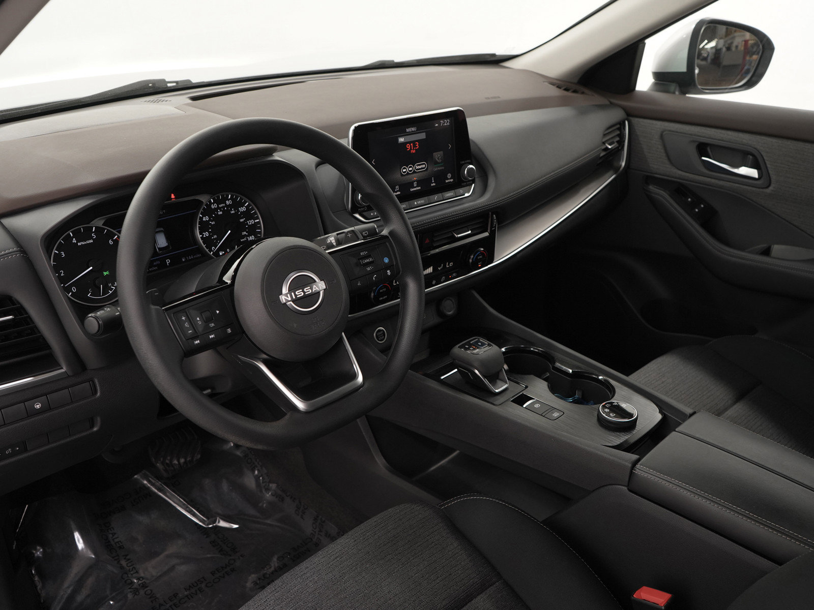 Used 2022 Nissan Rogue SV image 24