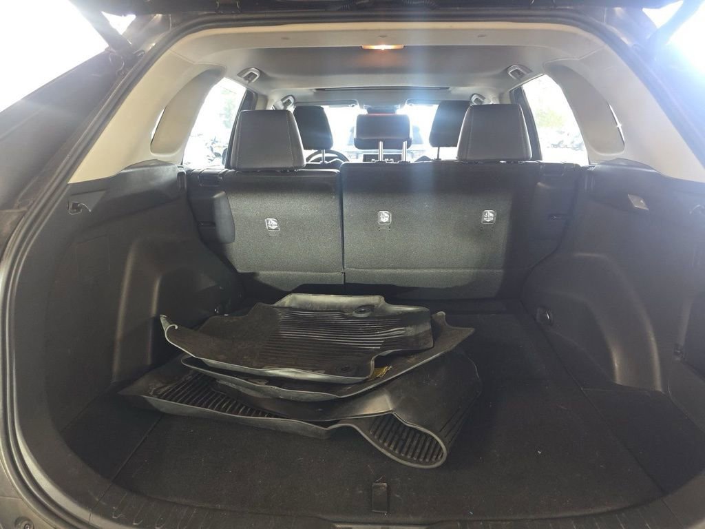 Used 2019 Toyota RAV4 XLE Premium w/ All Weather Liner Package image 8