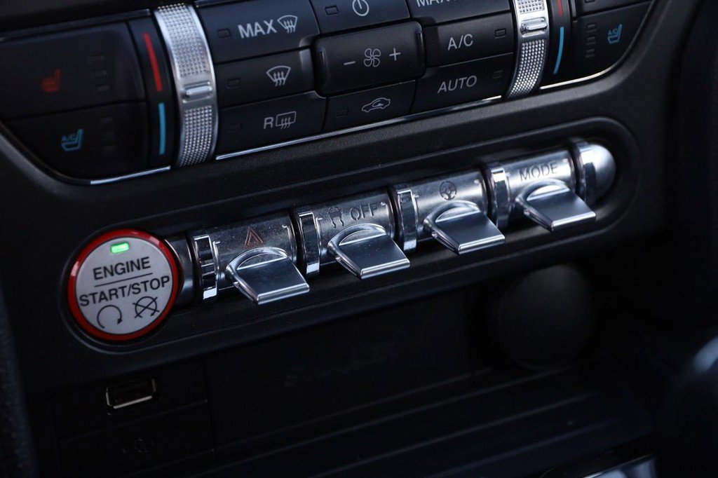 Used 2015 Ford Mustang GT Premium image 17