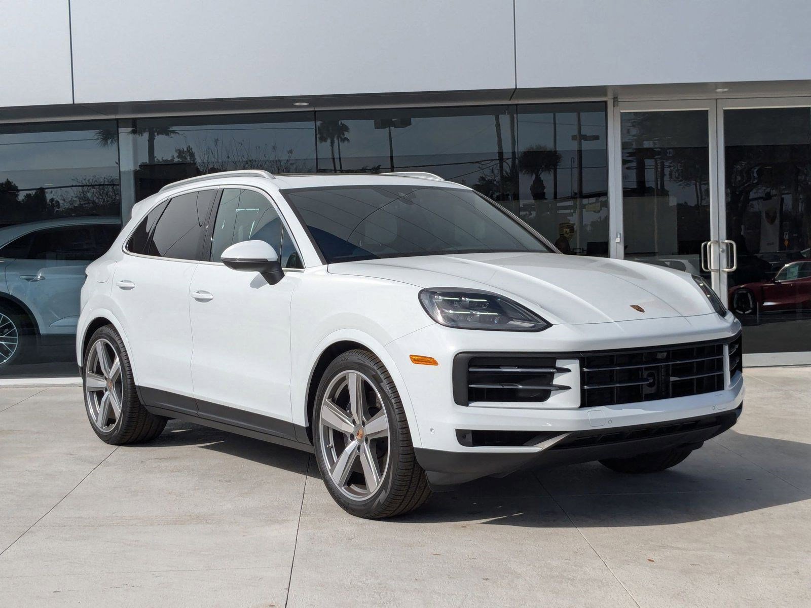 Certified 2025 Porsche Cayenne image 11