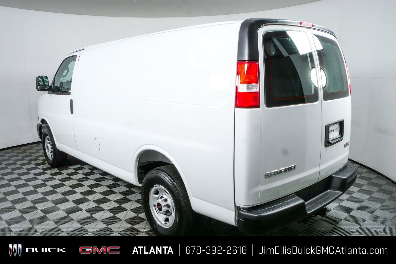 New 2025 GMC Savana 2500 w/ Driver Convenience Package RWD image 22