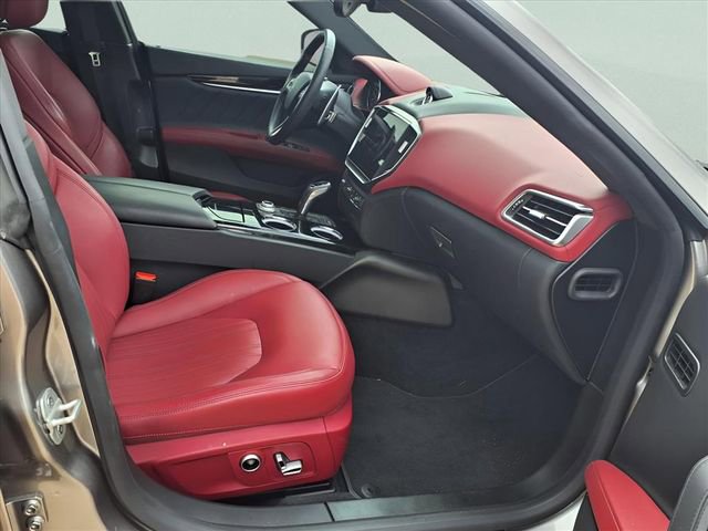 Used 2022 Maserati Ghibli Modena Q4 image 21