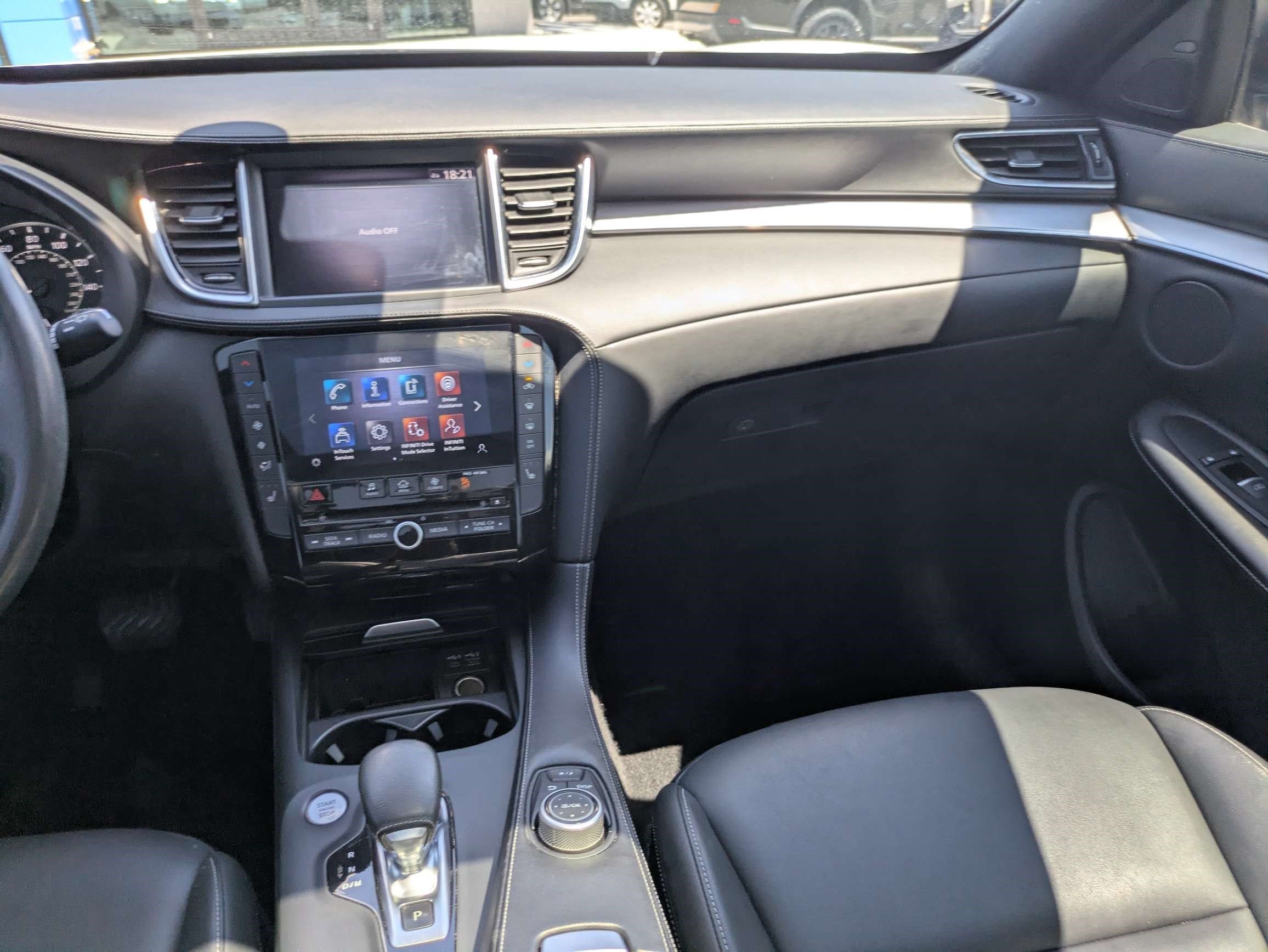 Used 2021 INFINITI QX50 Luxe w/ Appearance Package FWD image 25