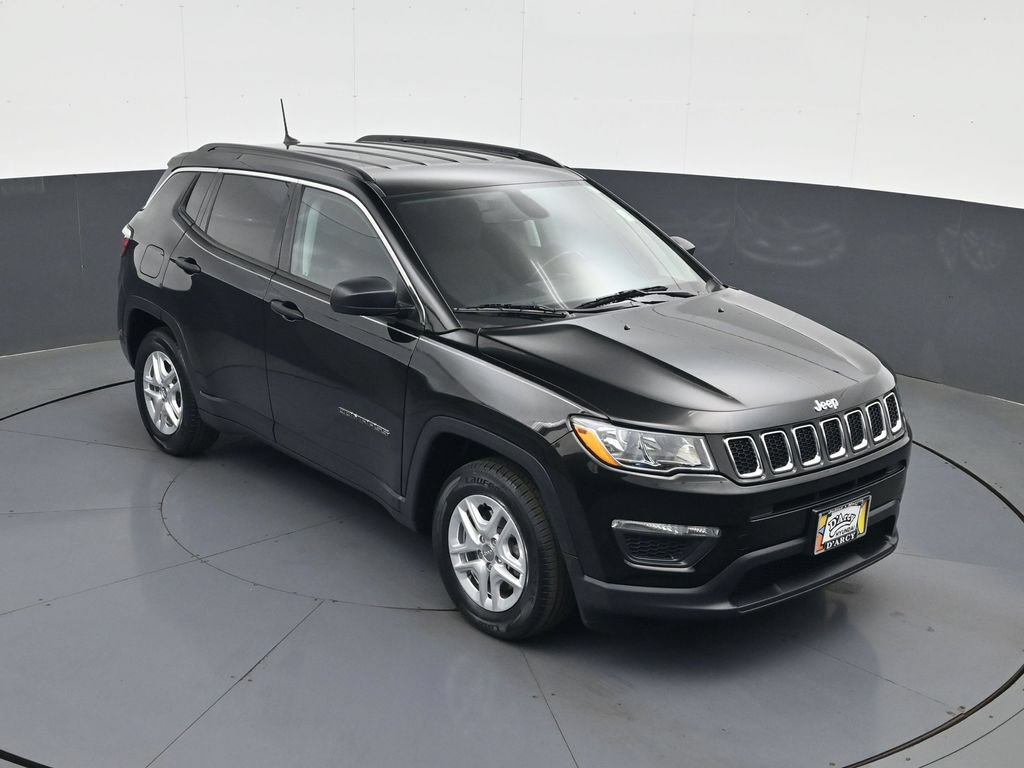 Used 2021 Jeep Compass Sport w/ Cold Weather Group FWD image 16