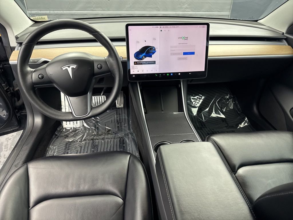 Used 2019 Tesla Model 3 Standard Range Plus image 12