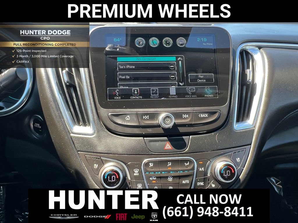 Used 2018 Chevrolet Malibu Premier w/ Premier Sun and Wheel Package image 25