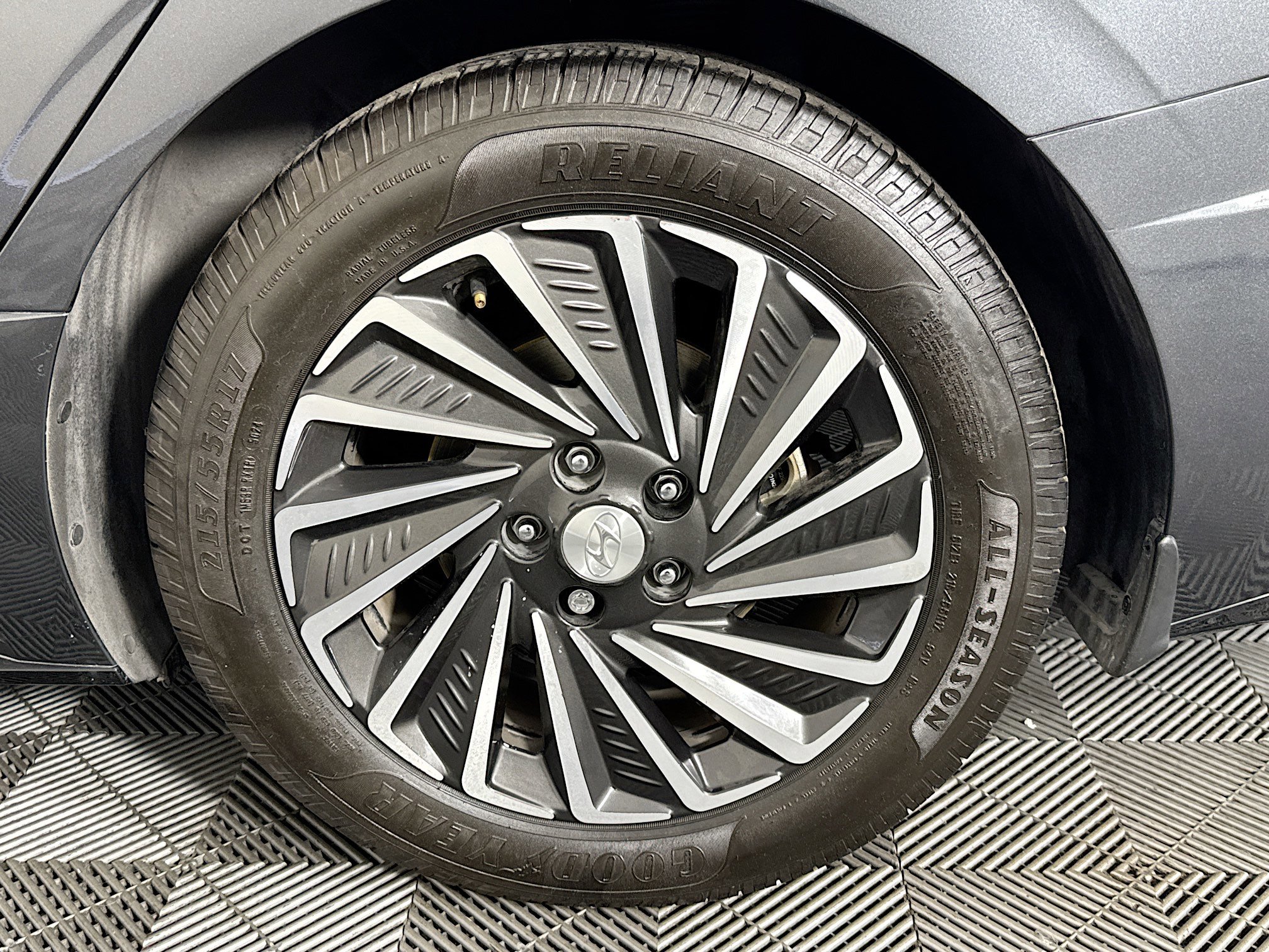 Used 2023 Hyundai Sonata Limited image 36