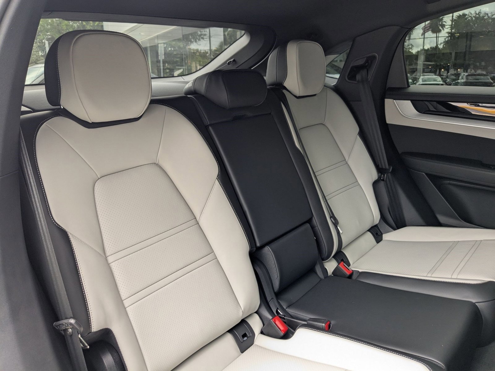 New 2026 Porsche Cayenne S image 25