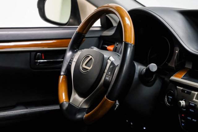 Used 2013 Lexus ES 300h w/ Premium Pkg image 21