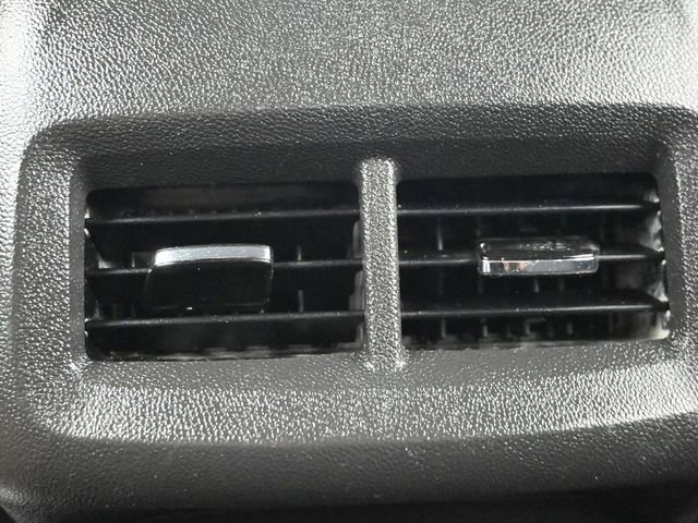 Used 2021 Chevrolet Equinox LT FWD image 11