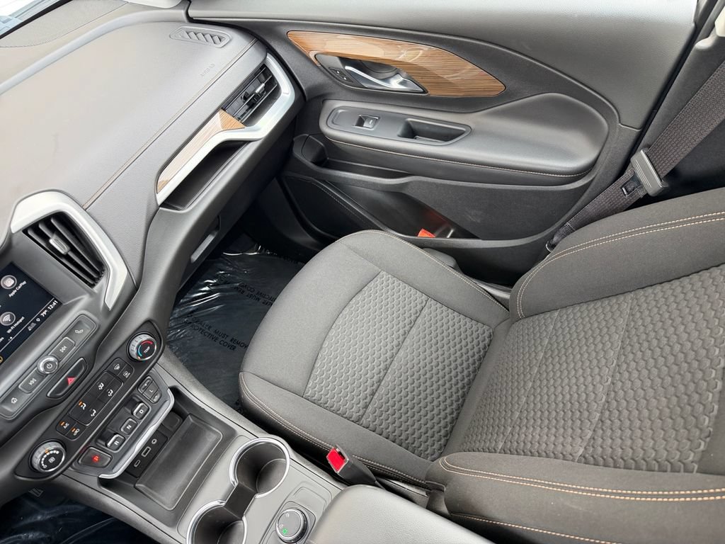 Used 2018 GMC Terrain SLE AWD/4WD image 17