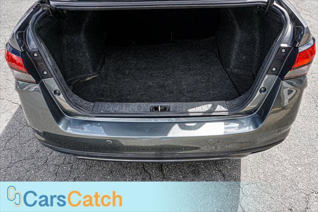 Used 2021 Nissan Versa S image 40