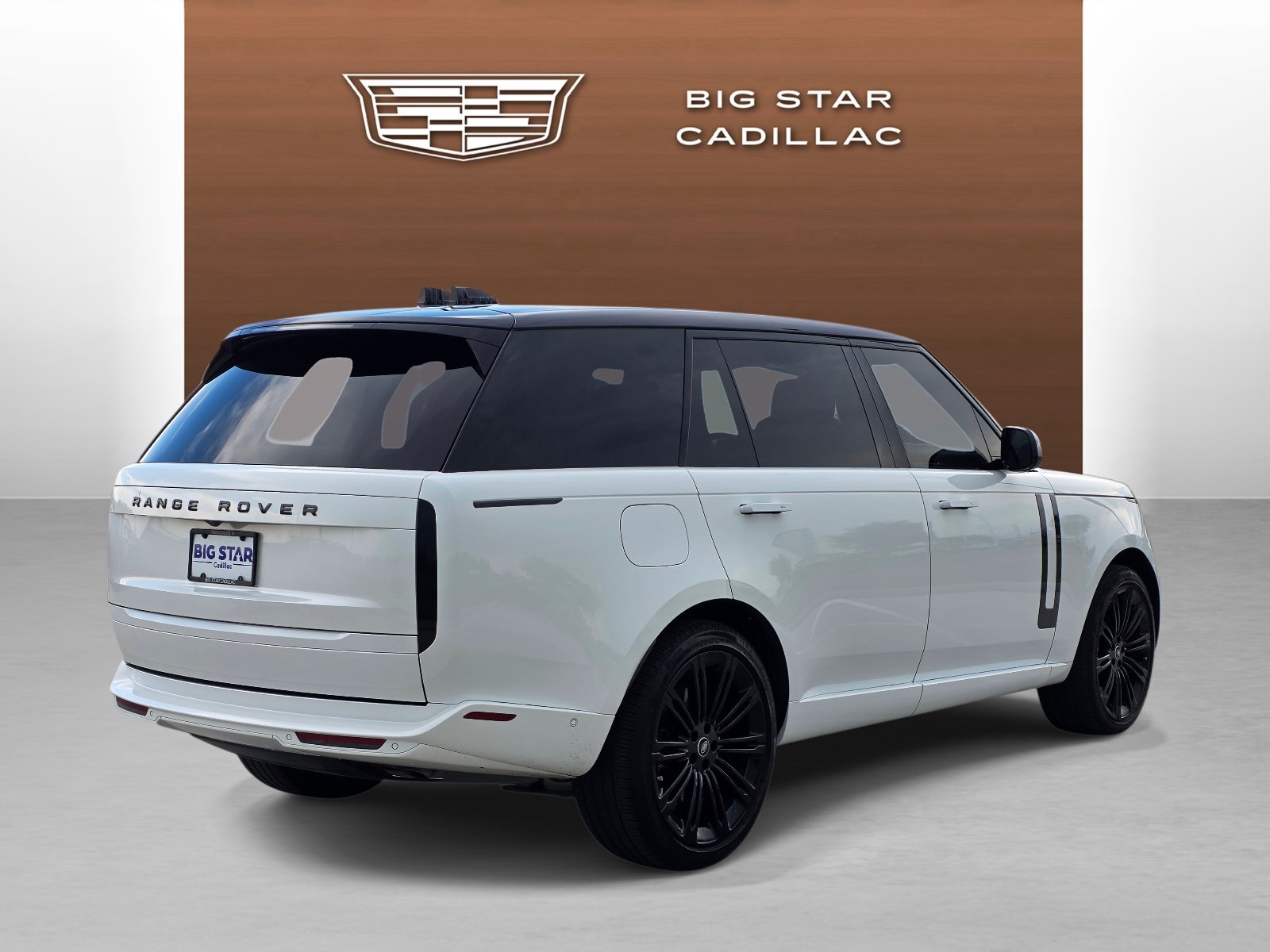 Used 2025 Land Rover Range Rover Long Wheelbase SE AWD/4WD image 5