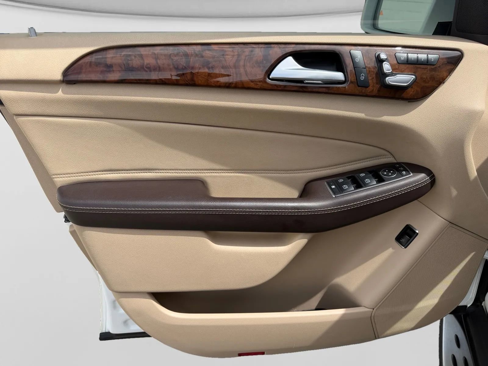 Used 2019 Mercedes-Benz GLS 450 4MATIC image 14