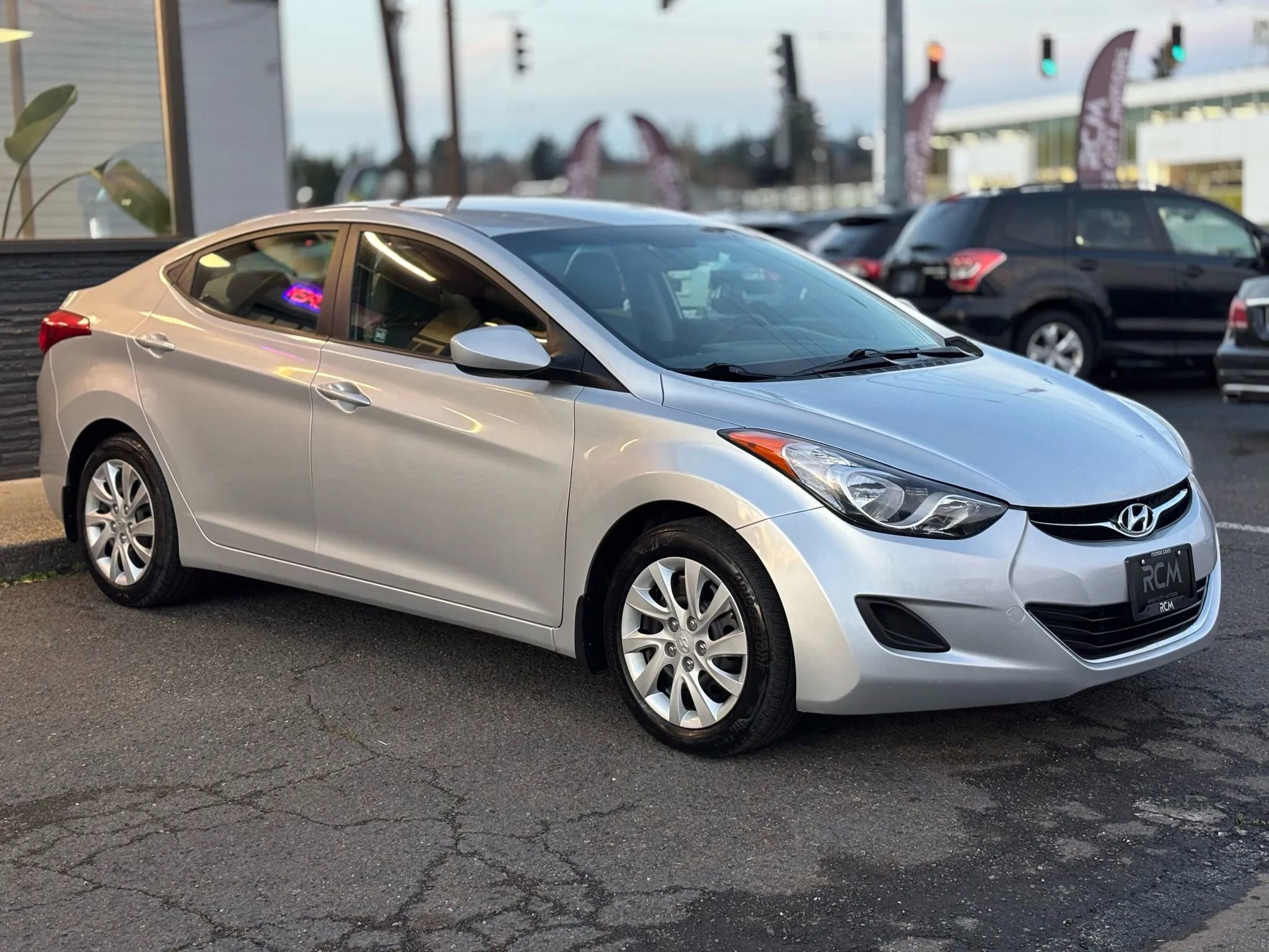 Used 2012 Hyundai Elantra GLS image 4