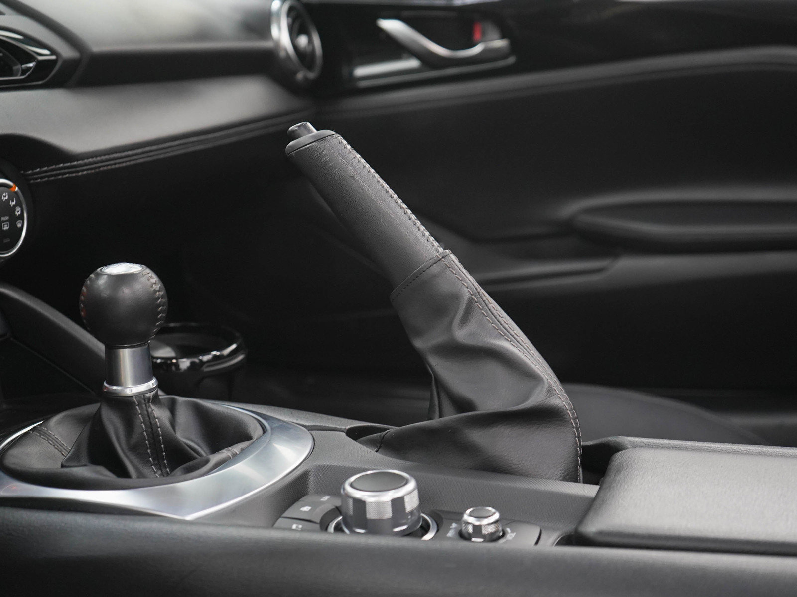 Used 2023 MAZDA MX-5 Miata Grand Touring RWD image 26