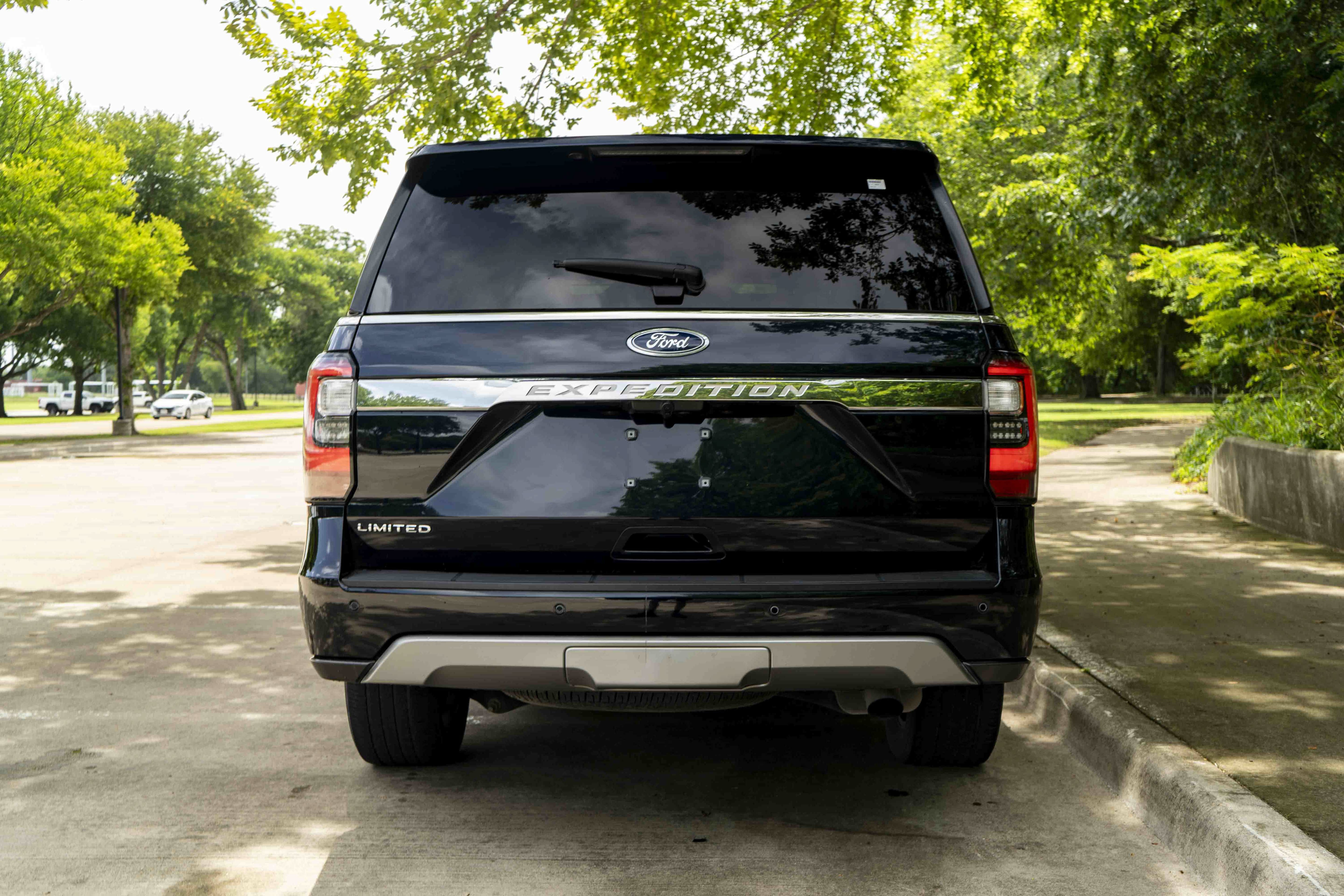 Used 2021 Ford Expedition Limited RWD image 8