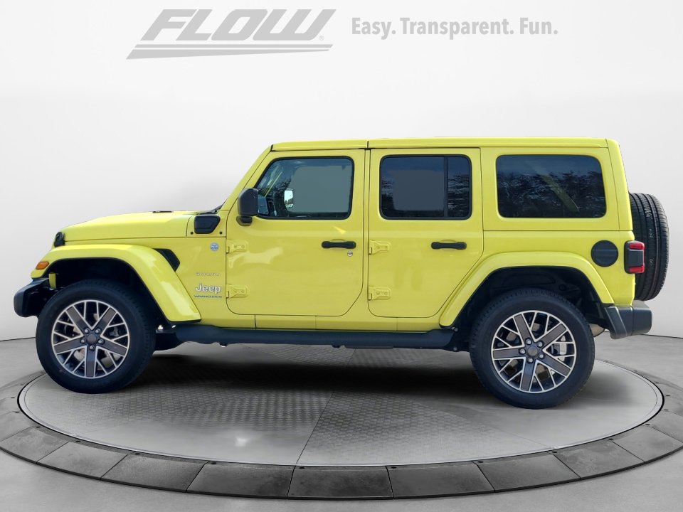 Used 2023 Jeep Wrangler Sahara w/ Cold Weather Group image 5