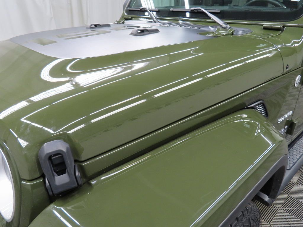 Used 2024 Jeep Wrangler Unlimited Sahara w/ Technology Group image 39