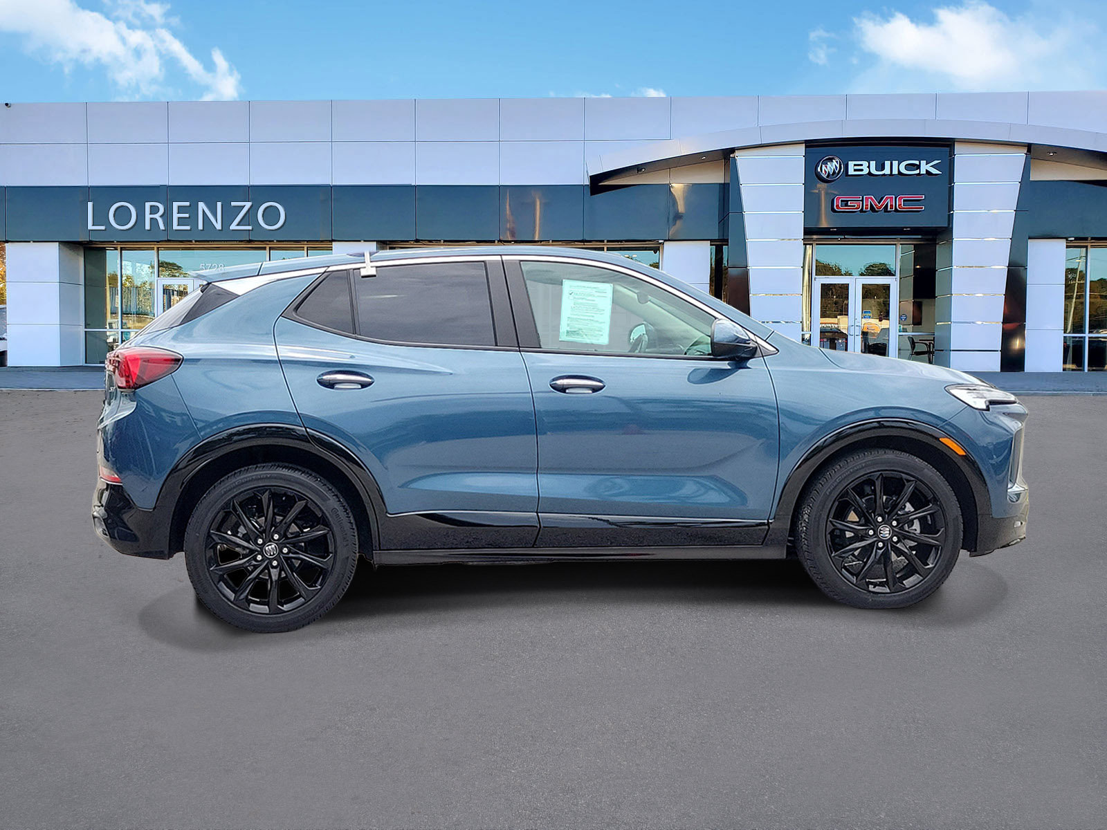 Used 2024 Buick Encore GX Sport Touring w/ Experience Buick Package FWD image 4