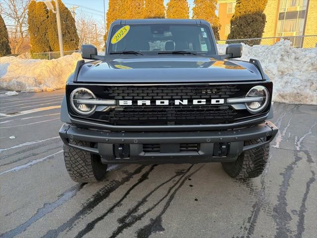 Used 2023 Ford Bronco Wildtrak image 2