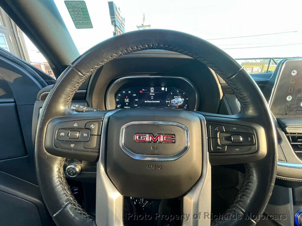 Used 2022 GMC Yukon XL SLE image 26