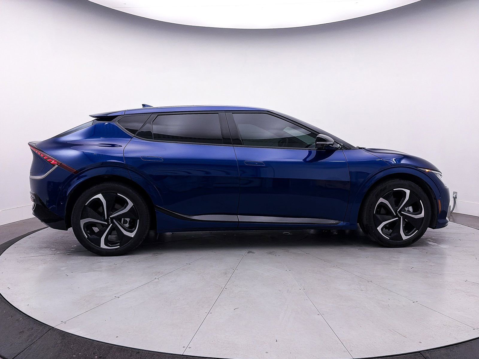 Used 2023 Kia EV6 GT-Line w/ GT-Line White Seat Package image 40