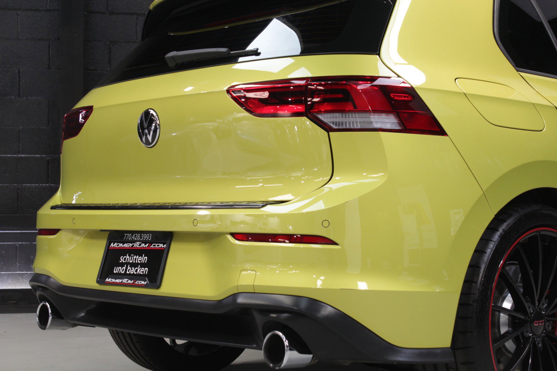 Used 2023 Volkswagen GTI 40th Anniversary Edition FWD image 15