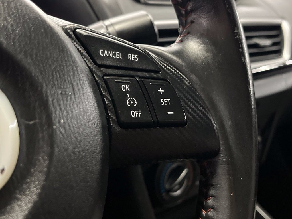 Used 2014 MAZDA MAZDA3 i Touring FWD image 24