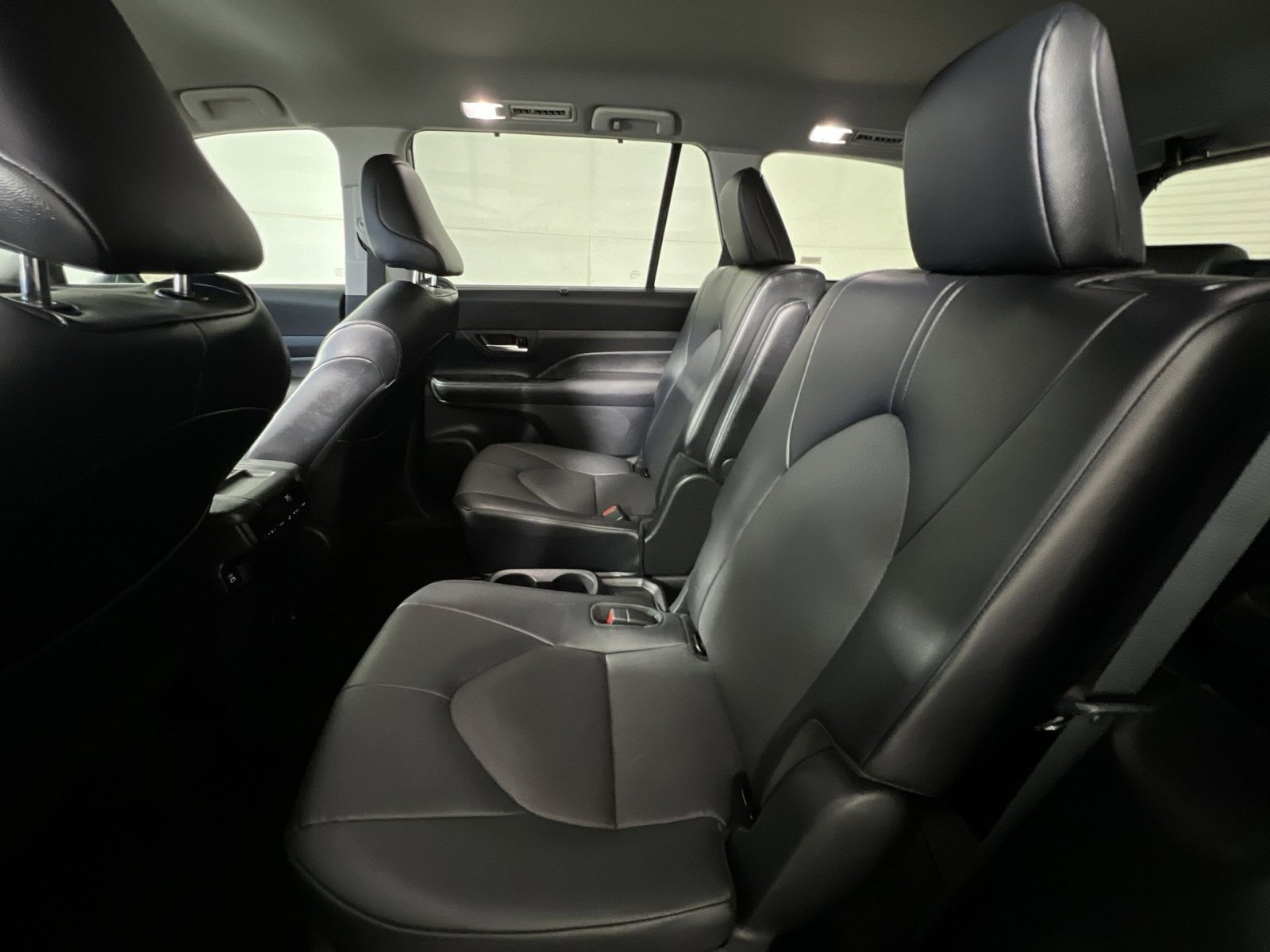 Used 2024 Toyota Grand Highlander XLE image 20