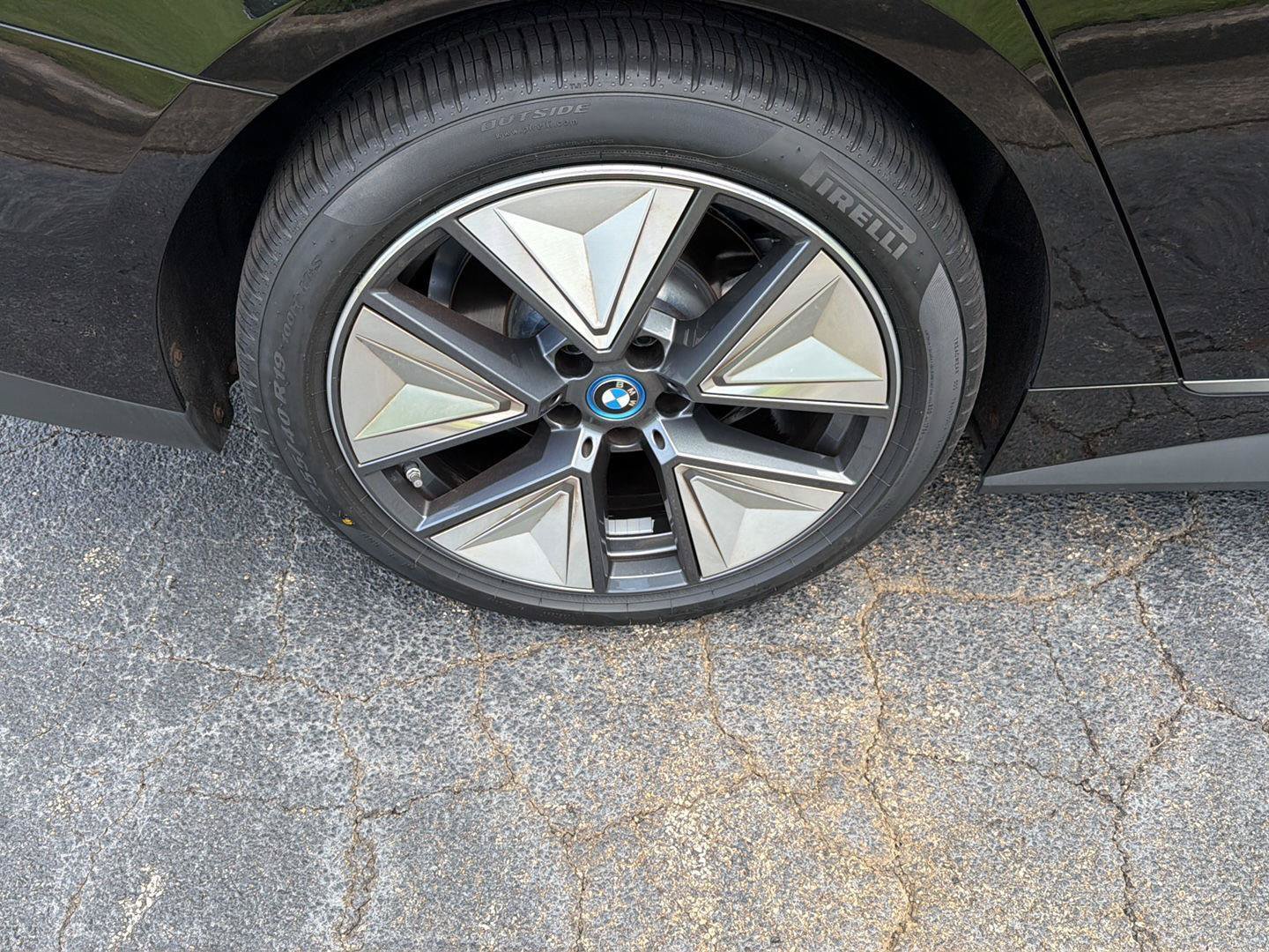Certified 2023 BMW i4 eDrive35 w/ Parking Assistance Package RWD image 38