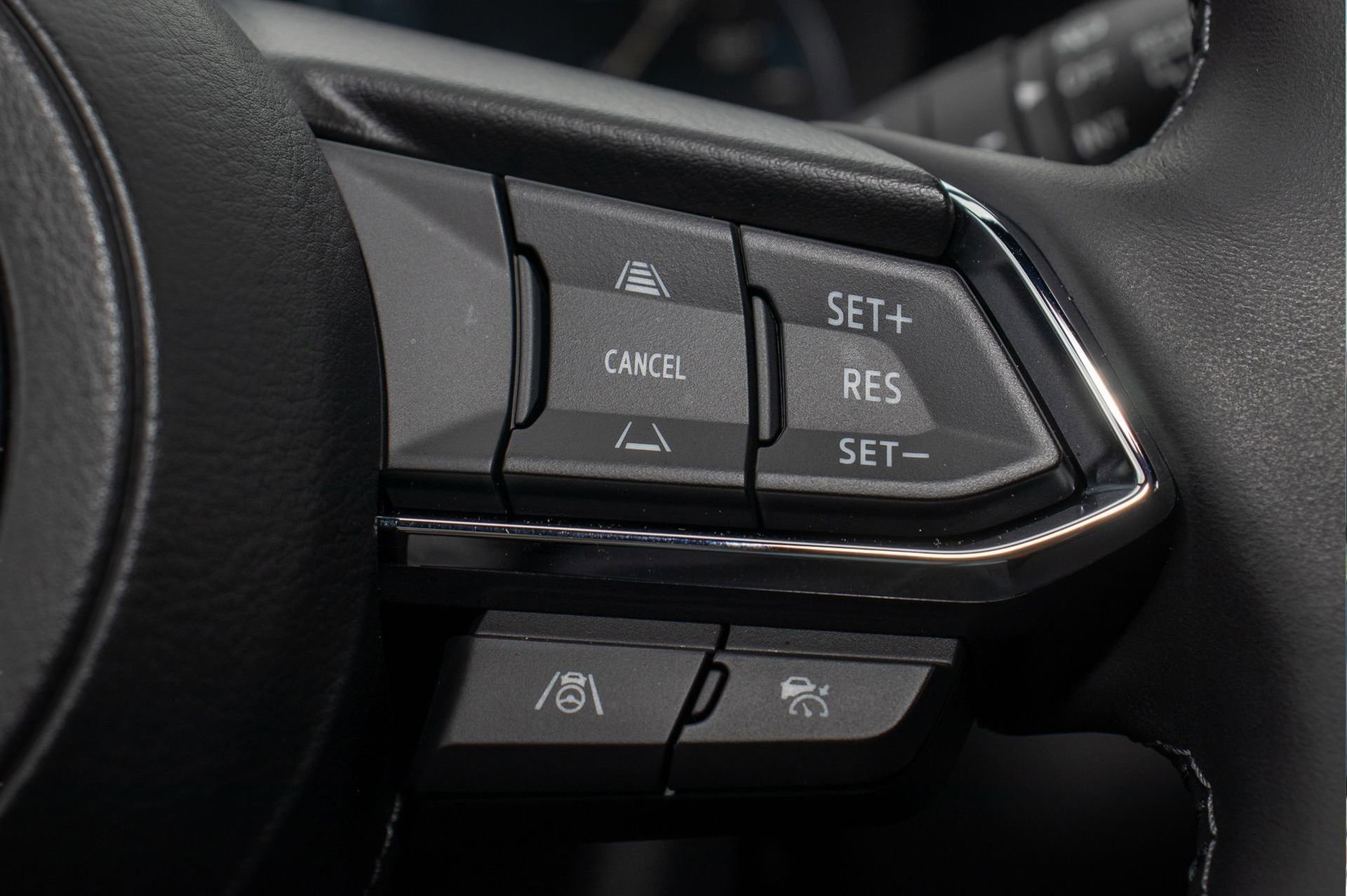 Used 2025 MAZDA CX-5 Signature image 29