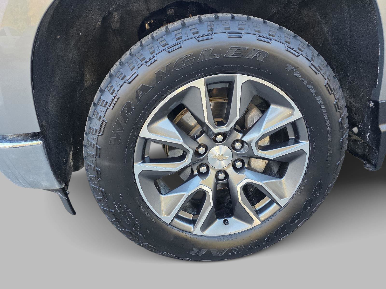 Used 2023 Chevrolet Silverado 1500 LT image 22