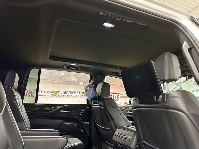 Used 2024 Cadillac Escalade ESV Premium Luxury w/ LPO, Floor Liner Package AWD/4WD image 11