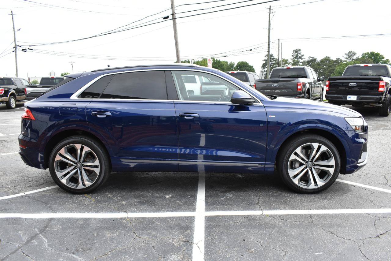 Used 2020 Audi Q8 Prestige w/ Prestige Package AWD/4WD image 5