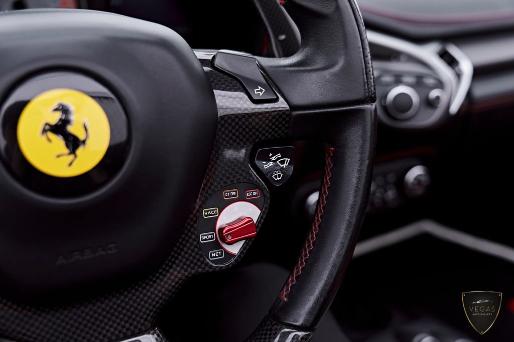 Used 2014 Ferrari 458 Spider RWD image 65