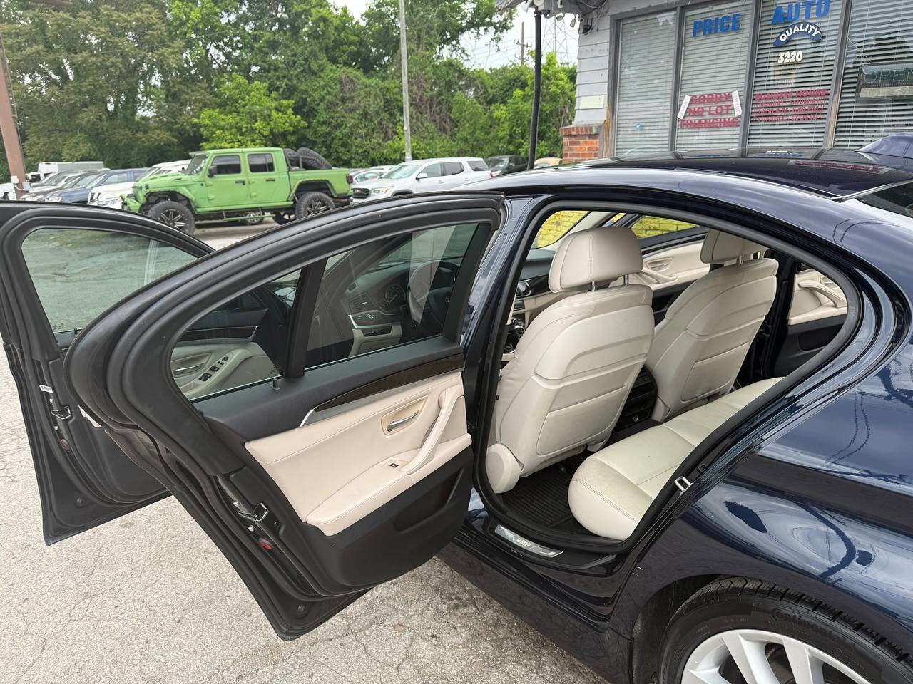 Used 2015 BMW 535i xDrive Sedan AWD/4WD image 12