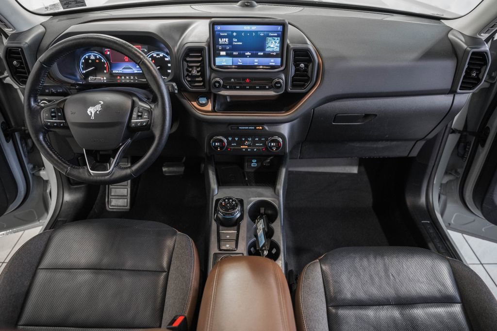 Used 2021 Ford Bronco Sport Outer Banks w/ Outer Banks Package (96D) image 26