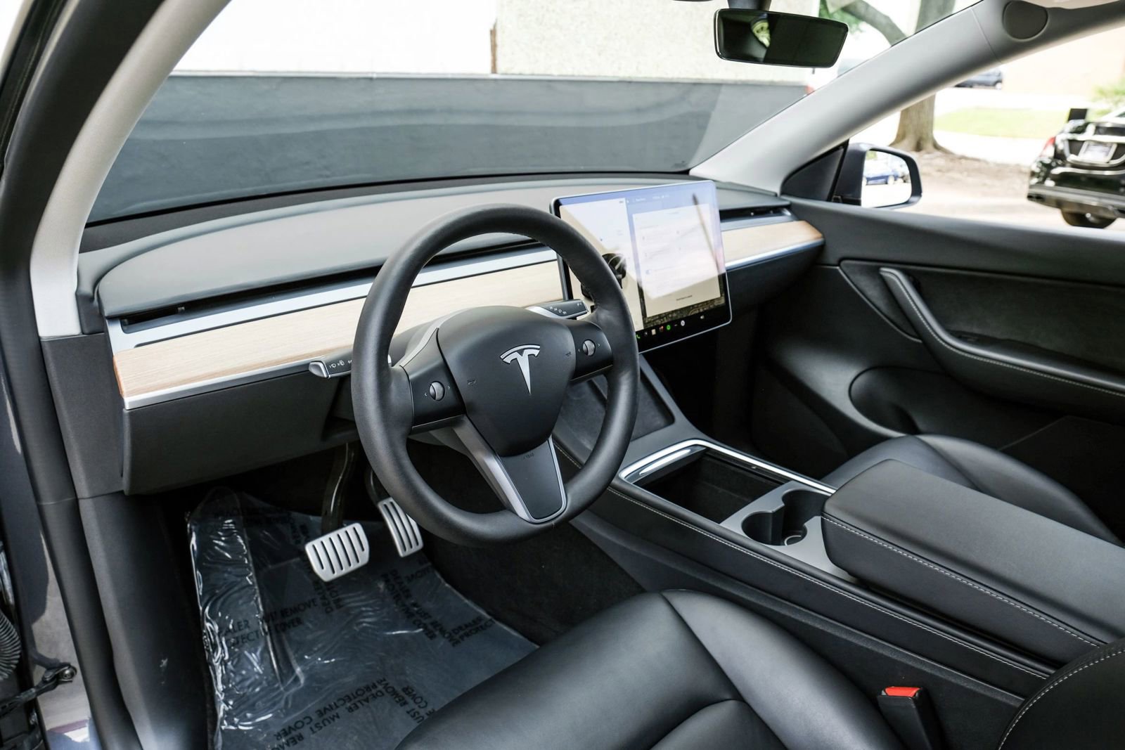 Used 2022 Tesla Model Y Performance AWD/4WD image 2