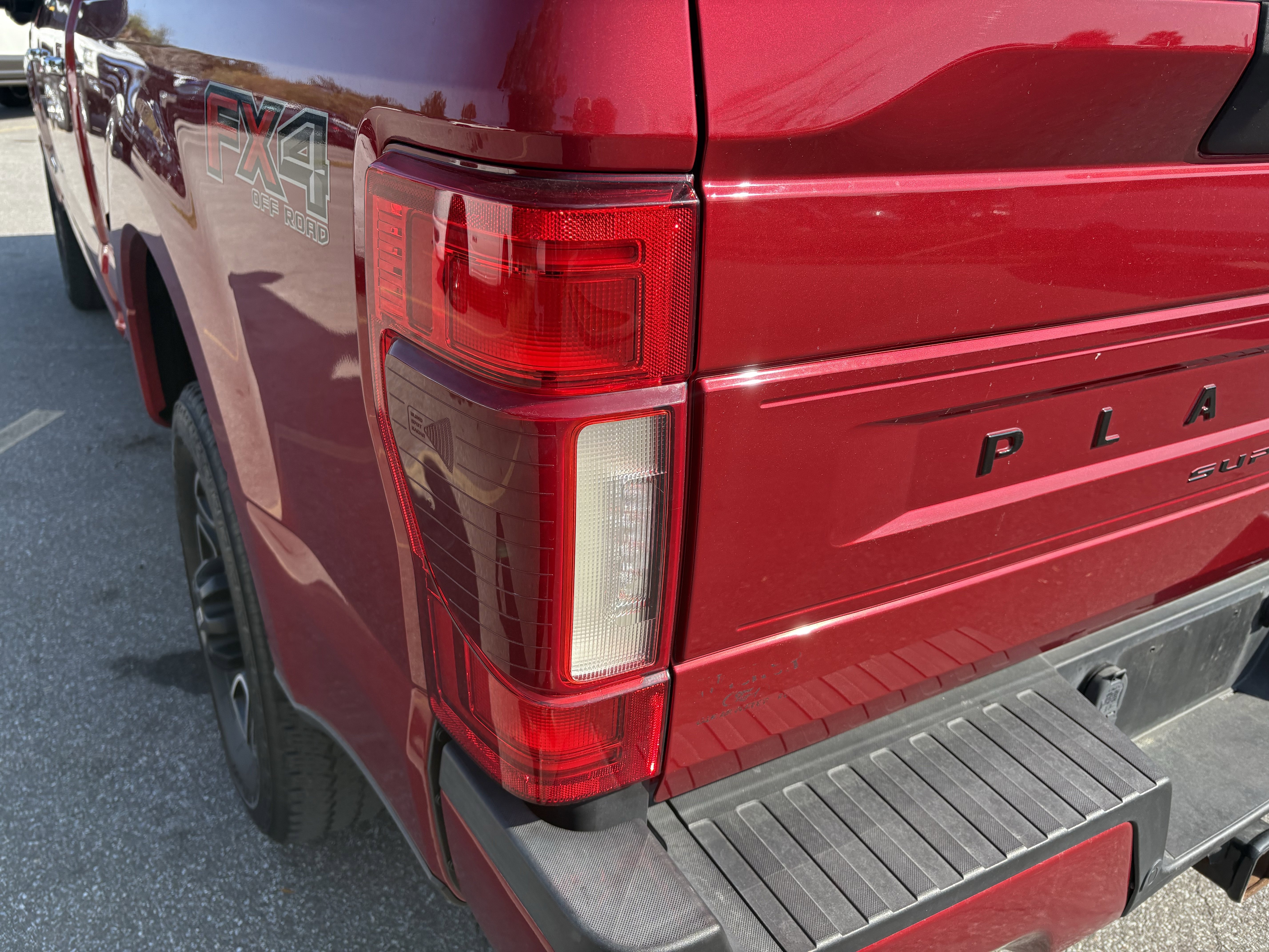 Used 2020 Ford F250 Platinum w/ FX4 Off-Road Package image 12