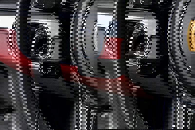 Used 2018 Porsche 718 Cayman S image 24