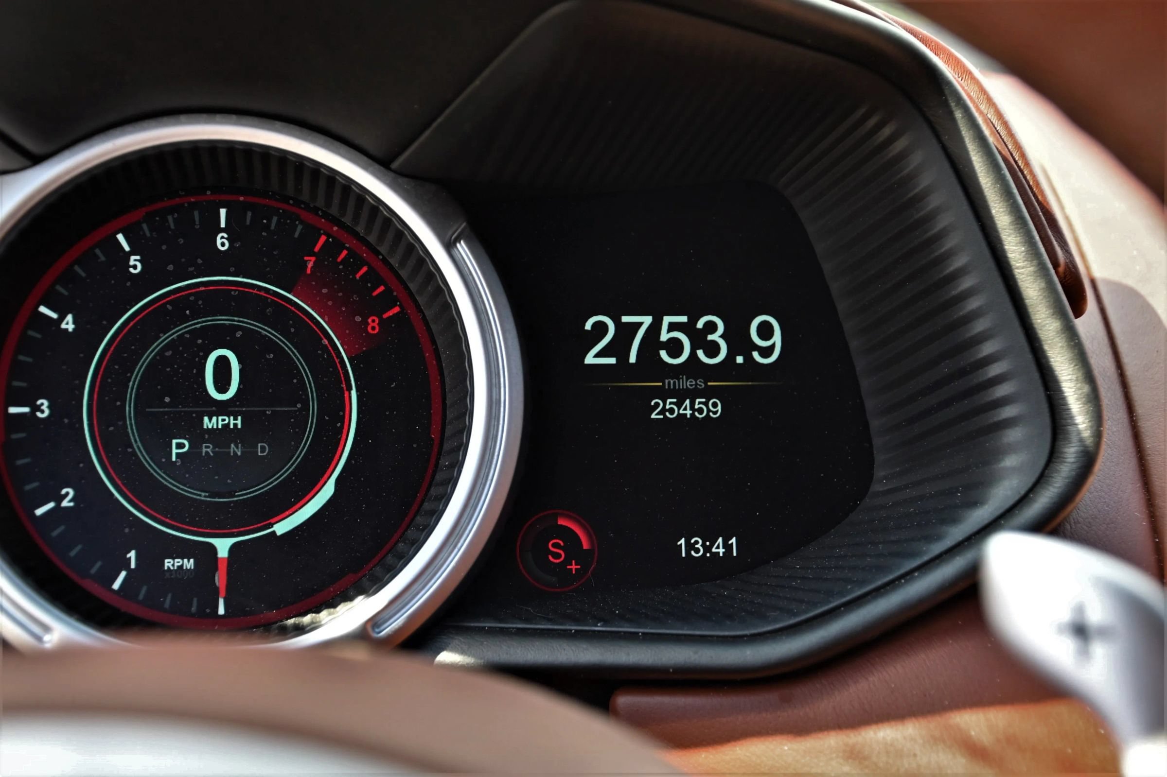 Used 2020 Aston Martin DB11 Volante RWD image 10