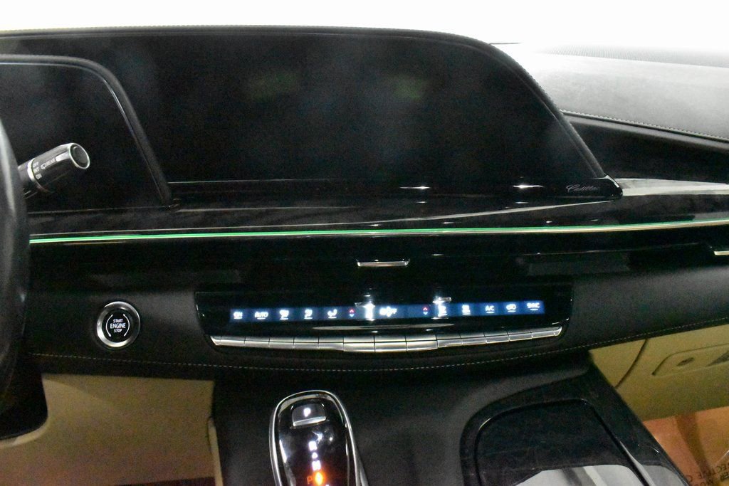 Used 2021 Cadillac Escalade Premium Luxury w/ LPO, Radiant Package image 19